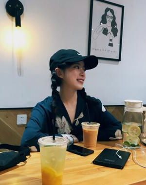【独家】渣总你的深情我不配by田小新酱
