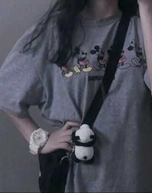 《表小姐一落泪，京城权贵都心碎》子书岁 萧必安